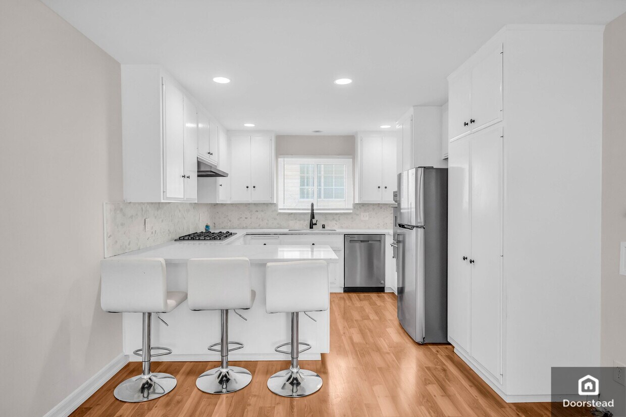 Foto principal - 6740 Springpark Ave