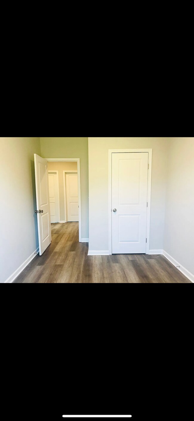 Foto del edificio - 2321 Bryant Ave