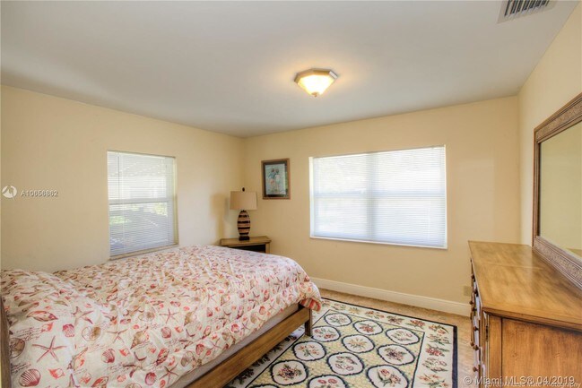 Building Photo - 4209 Sea Grape Dr