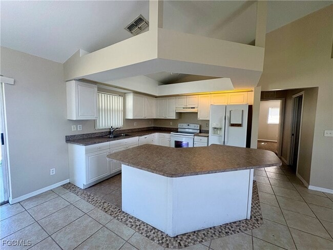 Foto del edificio - 4411 SW 9th Ave