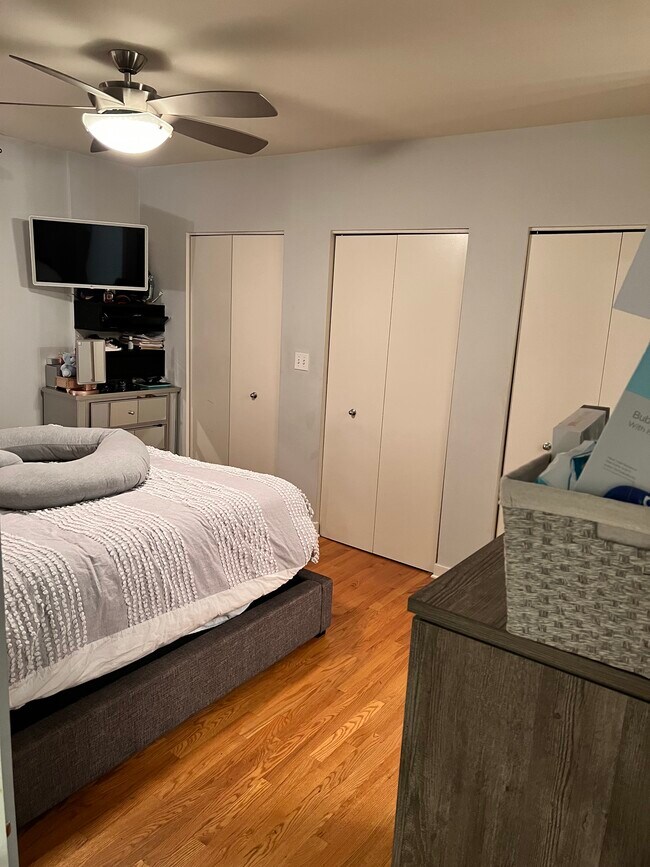 Bedroom - 1033 E 46th St