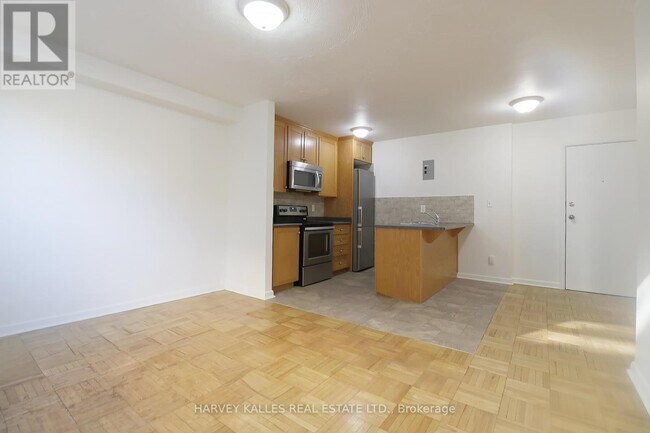 Photo du bâtiment - 500 Gilbert Ave