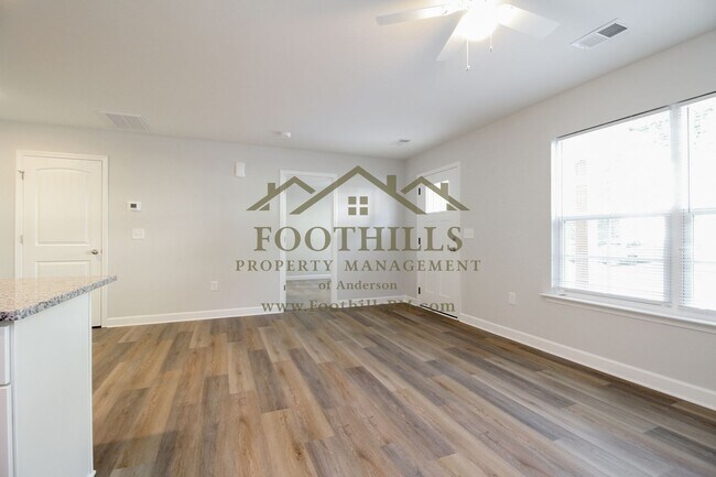 Building Photo - Spacious & Stylish – 4BR Home for Rent in ...