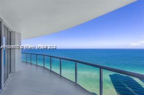 Building Photo - 18671 Collins Ave