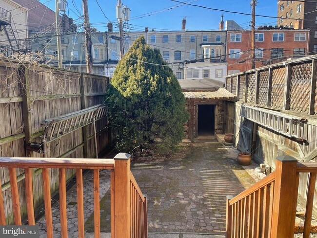 Building Photo - 804 N Calvert St