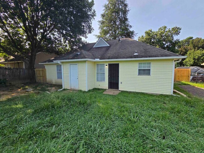 Foto del edificio - 2518 Derbyshire Ave