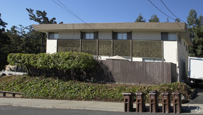 Building Photo - 431 Corte Arango