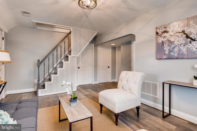 Building Photo - 3501 Louth Rd