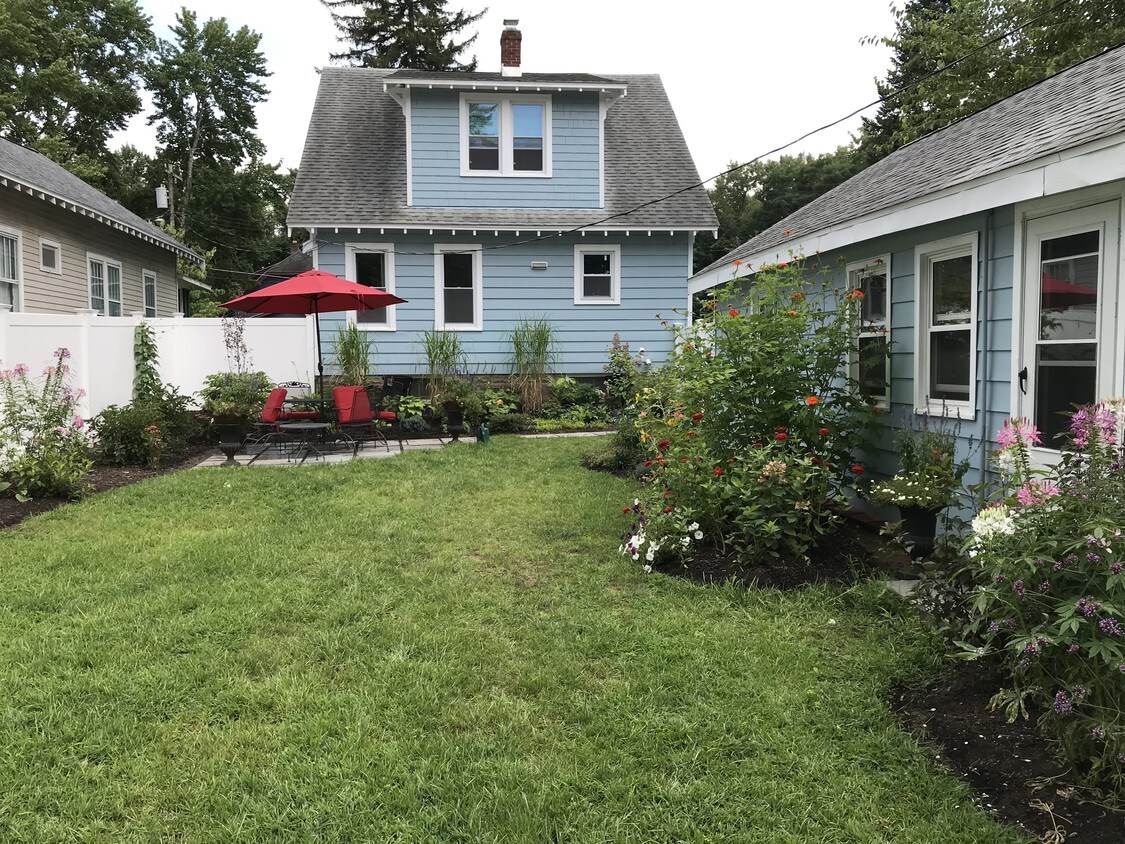 19 Stratton Pl Unit b, Delmar, NY 12054 Apartments in Delmar, NY