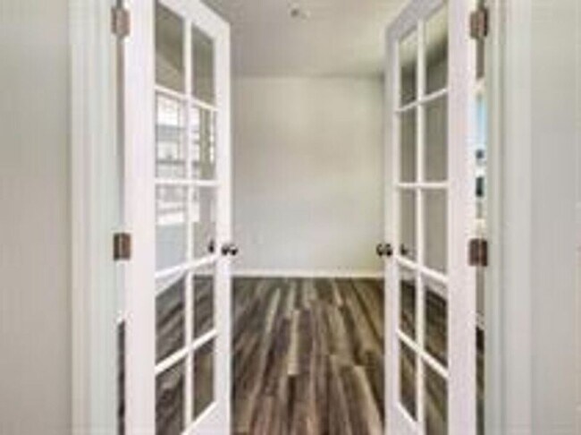 Foto del edificio - 546 Dawley Dr