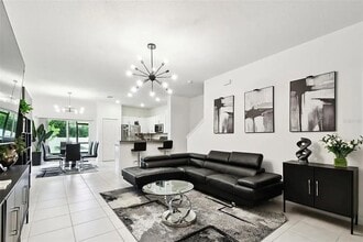 Building Photo - 2513 Sunray Venus Wy