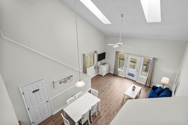 Foto del edificio - 216 Double Eagle Dr