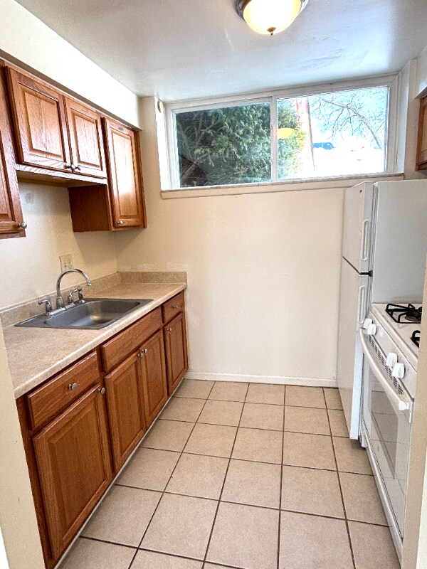 Foto del edificio - 156 Summit View Ct