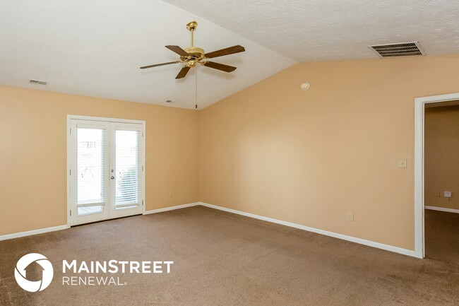 Building Photo - 1572 Cottonwood Dr