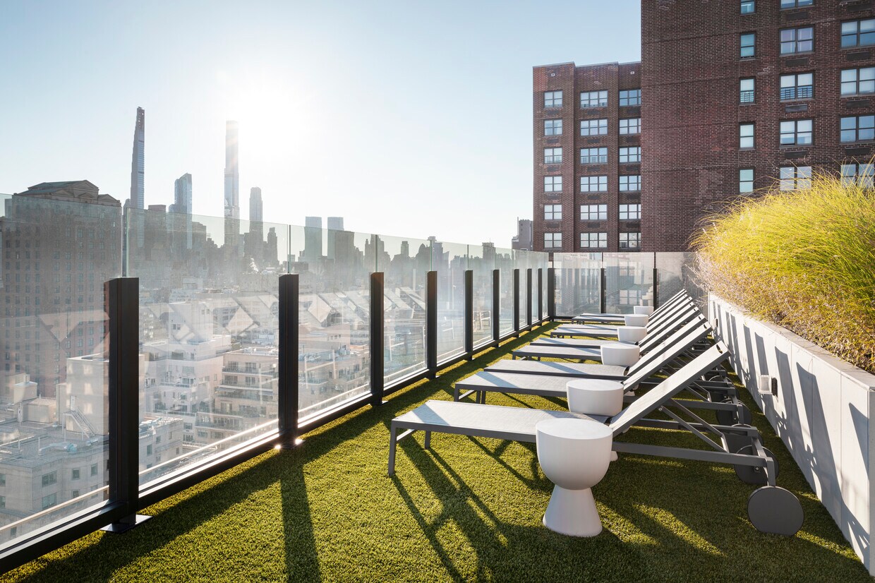Foto principal - 220 East 72nd Street