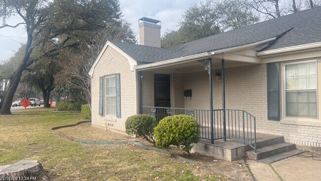 Foto del edificio - 3200 S Hills Ave