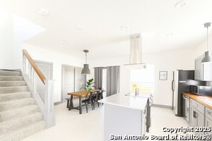 Foto del edificio - 122 Applin Ave