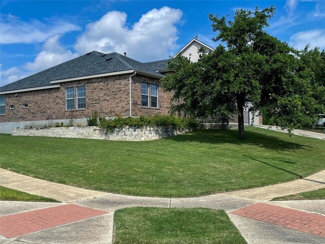 Foto del edificio - 120 Fred Couples Dr