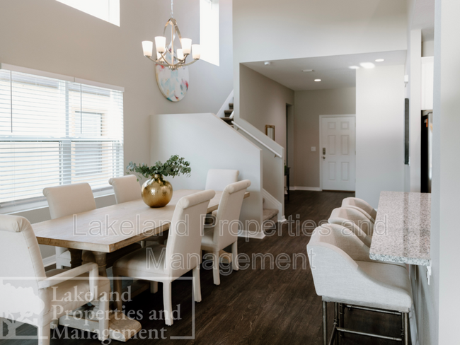 Building Photo - 3389 Cup Dr