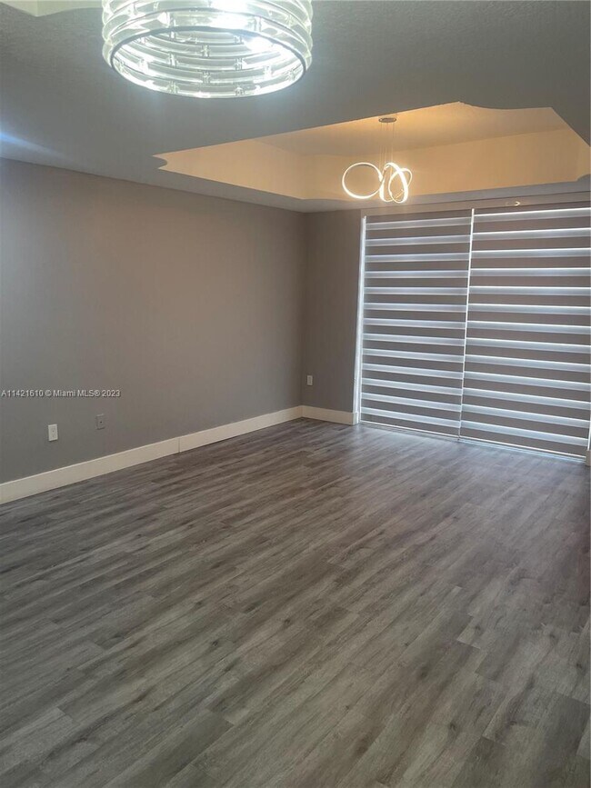 Foto del edificio - 8421 NW 140th St