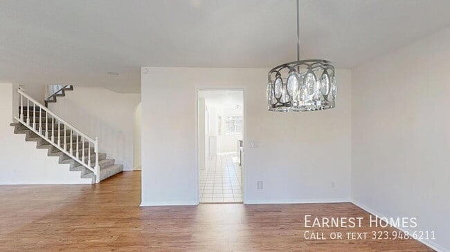 Building Photo - 12015 Stone Gate Way