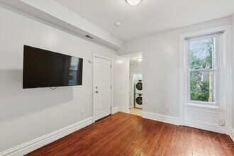 Building Photo - 1729 W Montgomery Ave