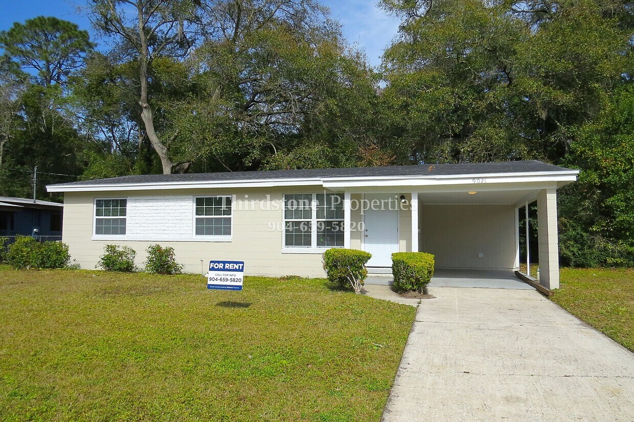 Foto principal - 9021 Castle Blvd, Jacksonville, FL 32208