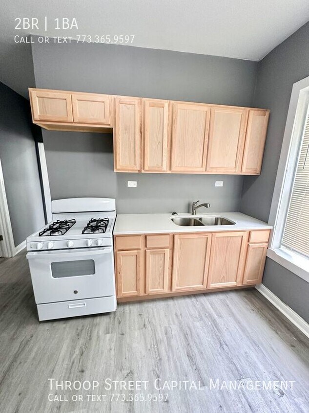 Foto principal - Spacious 2Bed 1Bath