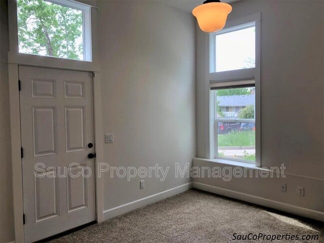 Foto del edificio - 3340 SW 12th Ave