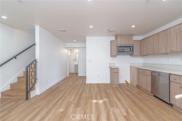 Foto del edificio - 1183 E 59th Pl
