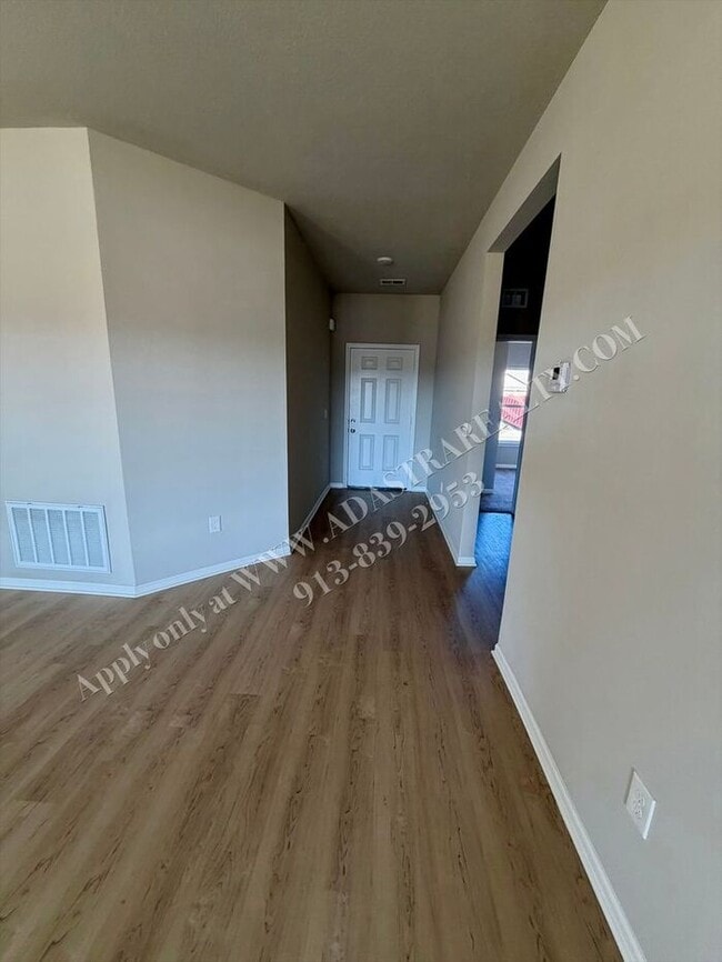 Building Photo - Brand New!! 3 Bed 2 Bath Home in Spring Hill-Available NOW!!