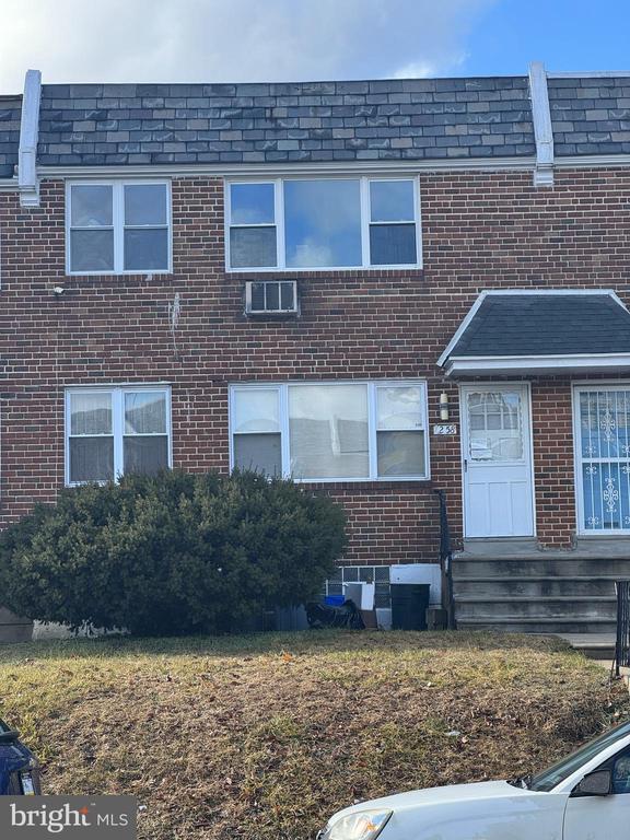 Building Photo - 7258 Mansfield Ave