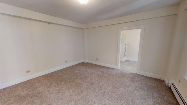 Building Photo - 1401 Beacon St