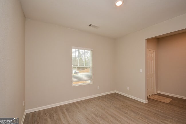 Building Photo - 105 Tamalynn Trl