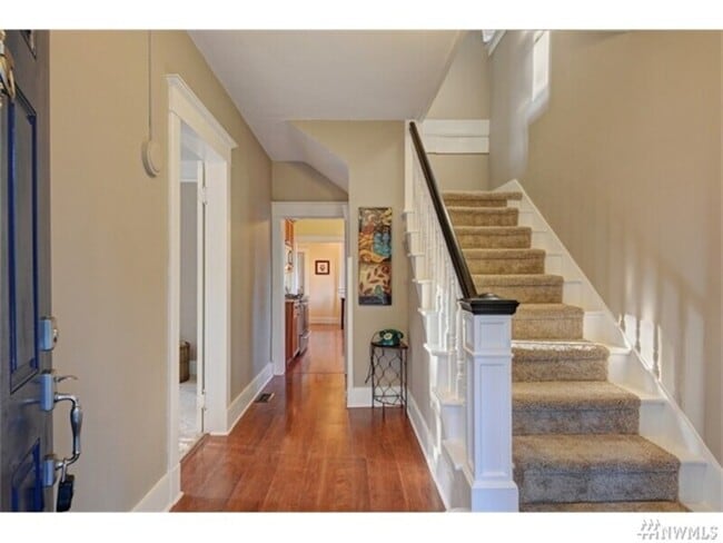 Building Photo - 2110 N 145th St