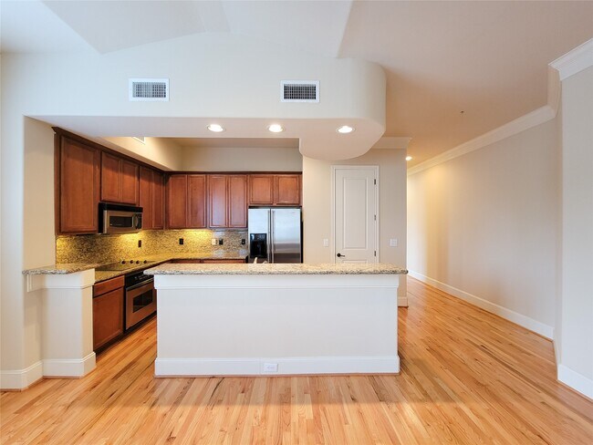 Foto del edificio - 58 Briar Hollow Ln
