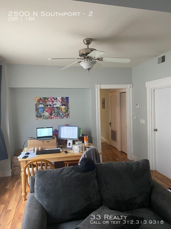 Foto del edificio - 2500 N Southport Ave