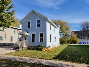 Building Photo - 542 N Superior St