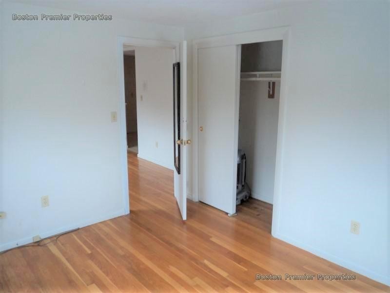 Primary Photo - 30 Marlboro St