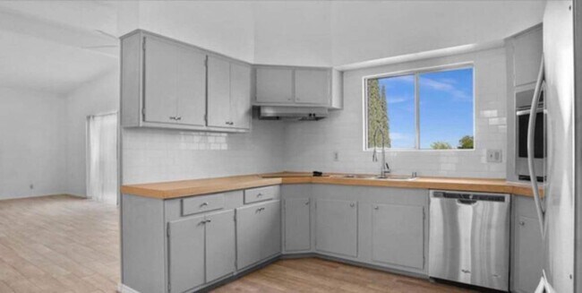 Building Photo - 8706 Galena Dr