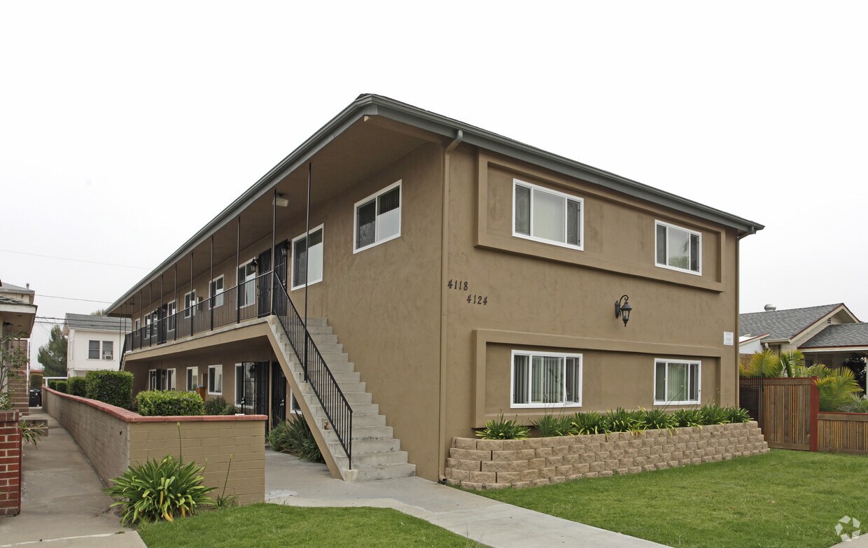 Primary Photo - 4118-4124 1/2 Arizona St