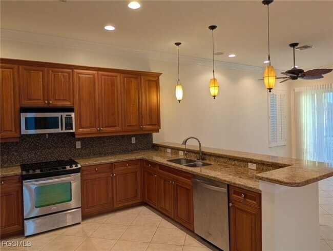 Foto del edificio - 8917 Greenwich Hills Way