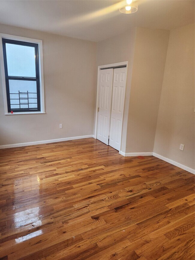 Foto del edificio - 3552 Willett Ave