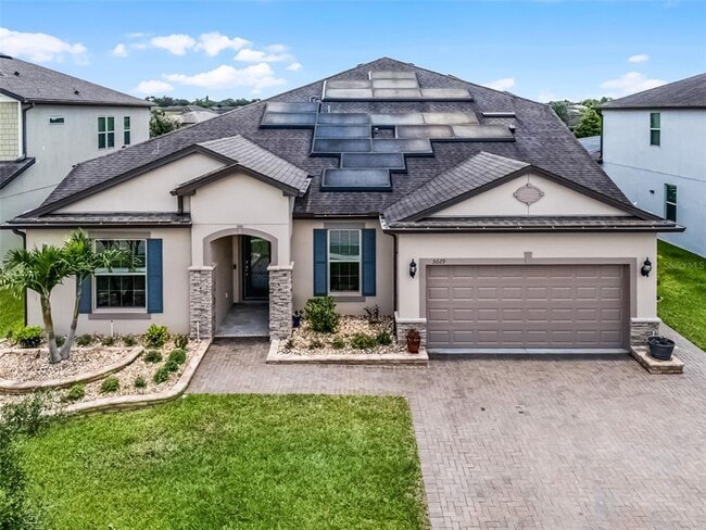 Foto del edificio - 5029 Hartwell Ct