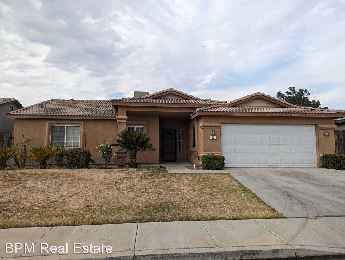 5026 La Pinta Maria Dr, Bakersfield, CA 93307 House Rental in