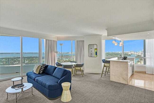 Foto del edificio - 4401 Collins Ave