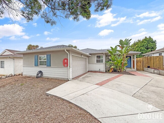 Building Photo - Beautiful 3BD/1.5BA Home in Allied Gardens...