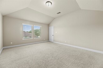 Building Photo - 5335 Stoneridge Ct