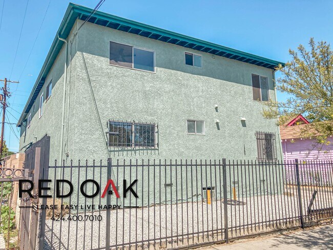 Foto del edificio - 1589 E 47th St