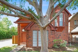 Building Photo - 6629 Queensclub Dr